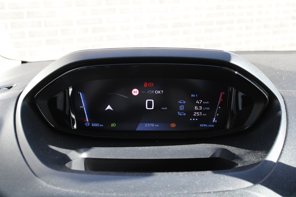 Peugeot Partner 1.5 BlueHDi 100PK S&S L1 Navigatie, Achteruitrijcamera, Trekhaak, Dab, Bluetooth, Parkeersensoren voor & achter 20