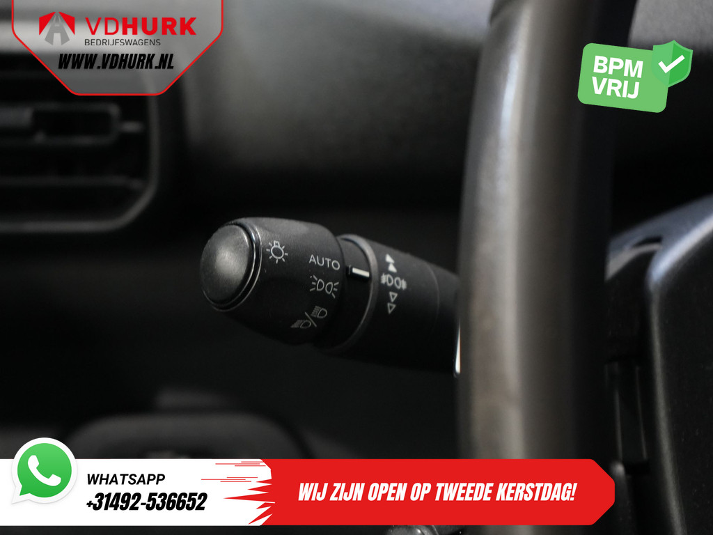 Peugeot Partner 1.5 HDI 130 pk Aut. L2 BPM VRIJ! Imperiaal/ 3pers./ Carplay/ Camera/ Climate/ PDC/ LMV/ Cruise/ Trekhaak 18