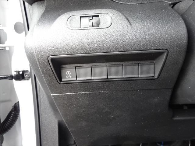 Peugeot Partner 1.6 BlueHDI Premium Long 100 PK AIRCO NAVI DAB CRUISE 21