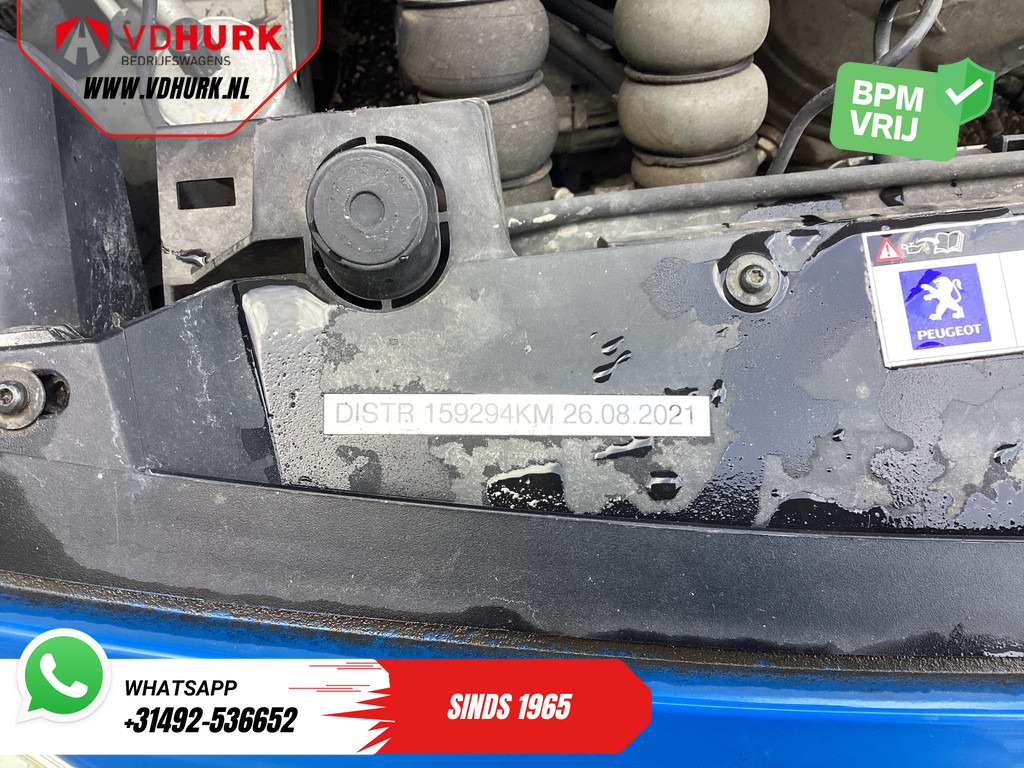 Peugeot Partner 1.6 HDI 90 pk EXPORT ONLY NL Auto/ 3 Pers./ Airco/ Trekhaak 12