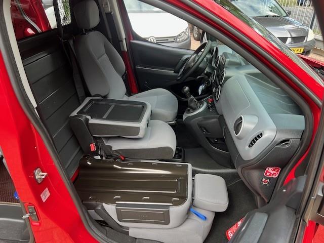 Peugeot Partner 1.6 VTi / AIRCO / CRUISE / 2X SCHUIFDEUR / NAVI / LUXE UITVOERING 8