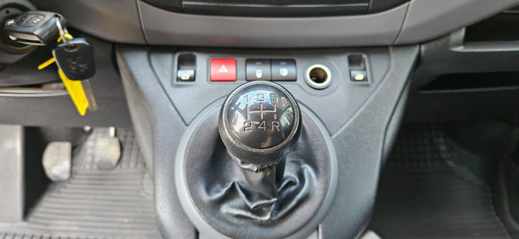 Peugeot Partner 120 1.6 BlueHDi 75 L1 XR Trekhaak! Schuifdeur! NAP! Marge! 14