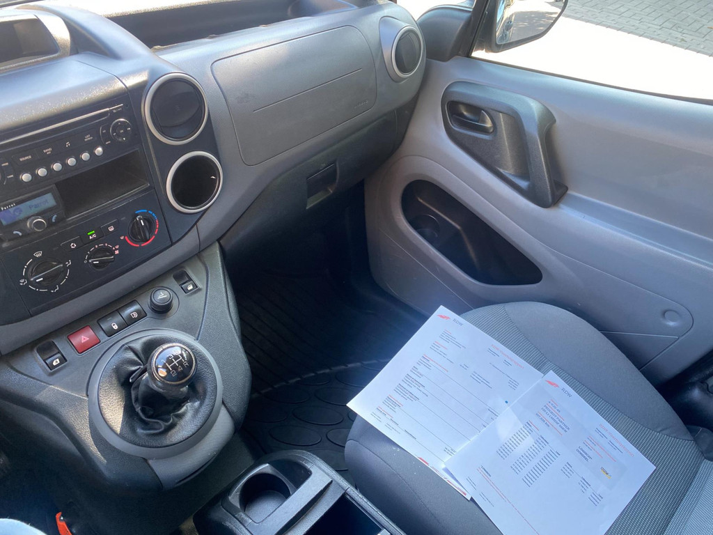 Peugeot Partner 120 1.6 HDI * 107.348 KM NAP * Airco * Euro5 * Elek Ramen * Imperiaal * Rijdt en Schakelt Goed * 11