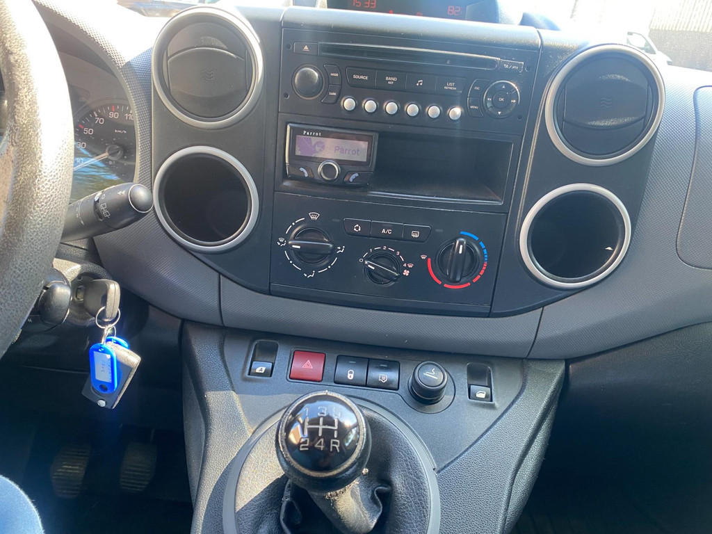 Peugeot Partner 120 1.6 HDI * 107.348 KM NAP * Airco * Euro5 * Elek Ramen * Imperiaal * Rijdt en Schakelt Goed * 9