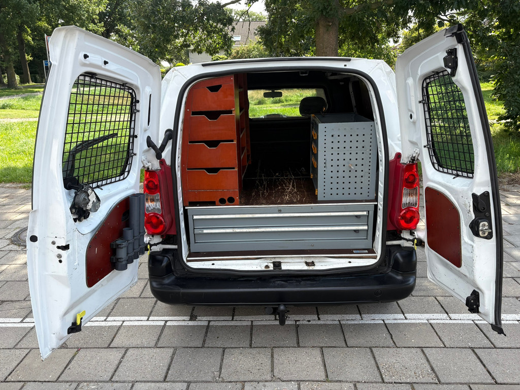 Peugeot Partner 120 1.6 HDI L1 XT|NAP|airconditioning|elektrische ramen|radio|trekhaak|Parrot|verwarmende buitenspiegels 8