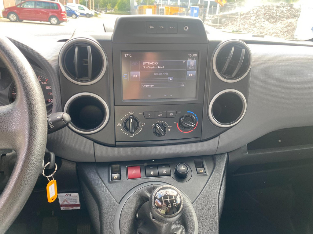 Peugeot Partner 120 1.6 HDi * Airco * 2015 * Euro5 * 3Zits * Navigatie * PDC * APK 16-9-2026 * Zijdeur * Nette Auto * NAP * 7