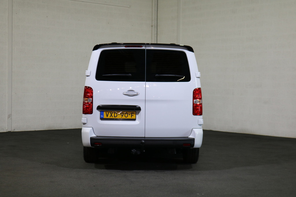 Peugeot e-Expert EV L3 75 kWh Airco Navigatie Trekhaak Black Line 8