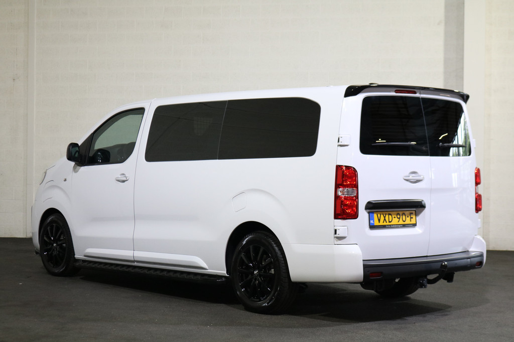 Peugeot e-Expert EV L3 75 kWh Airco Navigatie Trekhaak Black Line 9