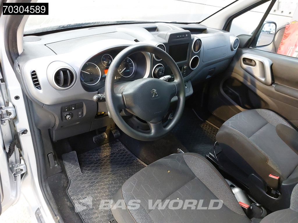 Peugeot e-Partner Tepee Electric 3-Persoons Navi Airco Cruise Camera Parkeersensoren Airco Cruise control 13