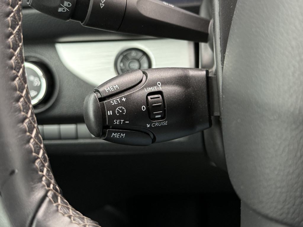 Peugeot e-Traveller 75 kWh Business VIP / PRIJS INCL BTW /**7.401 KM**/ FULL ELECTRIC / 6-PERSOONS / 2x SCHUIFDEUR / LEDER / MASSAGE...... 16