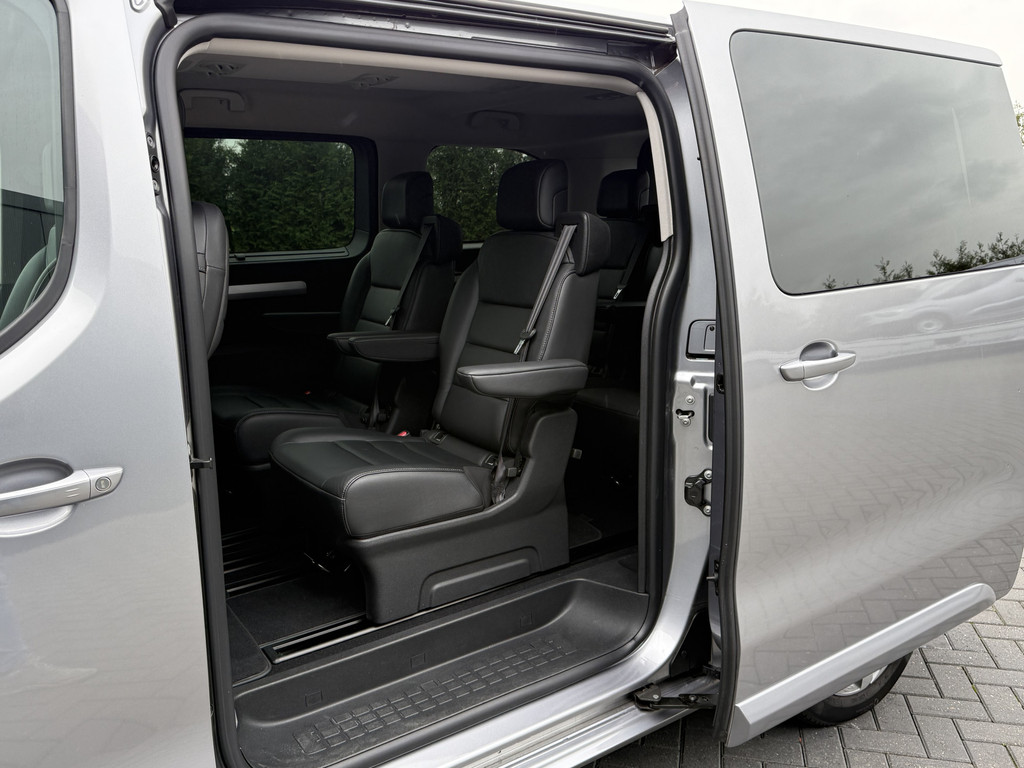 Peugeot e-Traveller 75 kWh Business VIP / PRIJS INCL BTW /**7.401 KM**/ FULL ELECTRIC / 6-PERSOONS / 2x SCHUIFDEUR / LEDER / MASSAGE...... 9