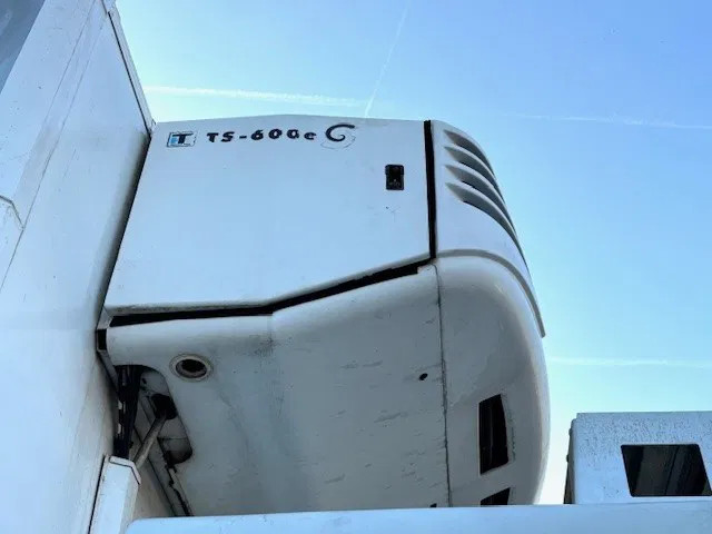 Renault D 19 D320 SLEEPERCAB 4x2 LAMBERET / THERMOKING (EURO 6 / RETARDER / AUTOMATIC GEARBOX / AIRCONDITIONING) 11