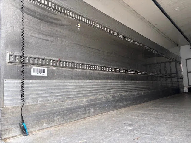 Renault D 19 D320 SLEEPERCAB 4x2 LAMBERET / THERMOKING (EURO 6 / RETARDER / AUTOMATIC GEARBOX / AIRCONDITIONING) 8