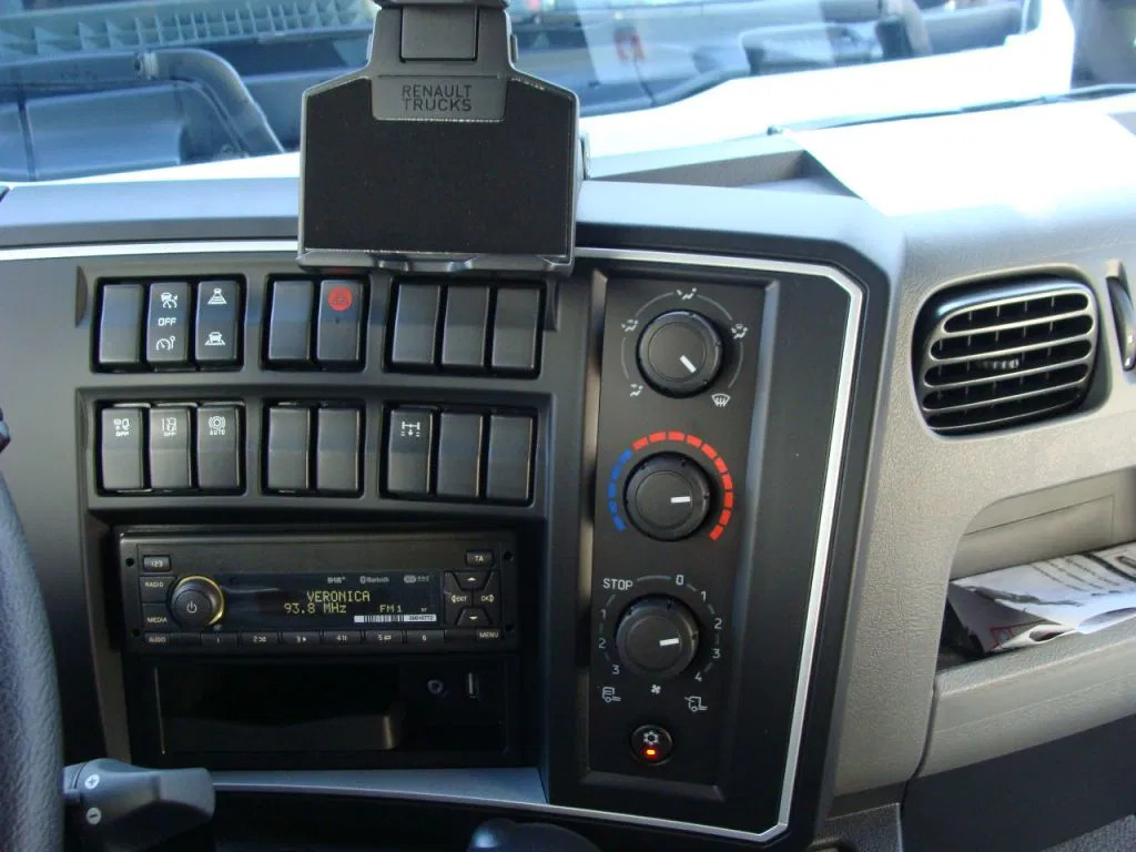 Renault D 250 P4x2 MED LUCHTGEVEERDE VOORAS - EURO 6 - 14 TON - 05-BZK-1 13