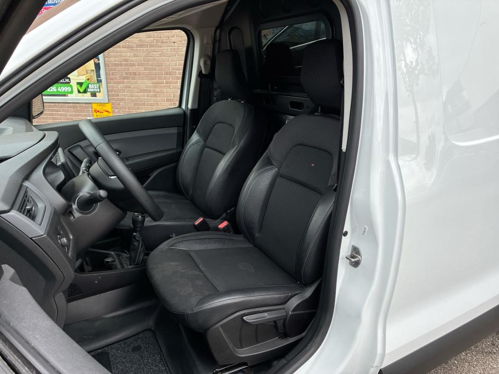 Renault Express 1.5 dCi 75 Comfort + | Airco | Navi | Carplay 9