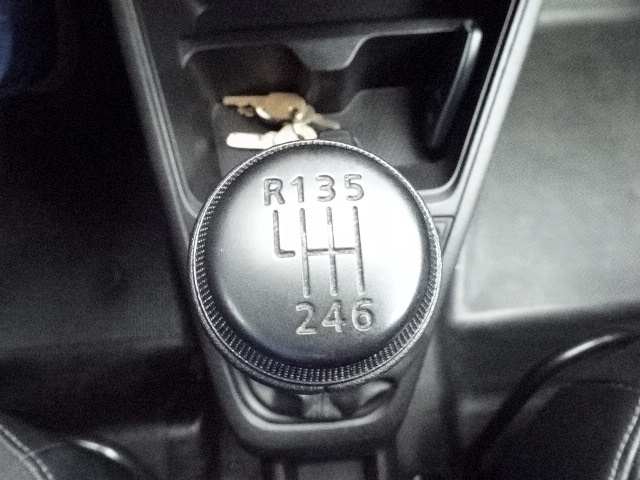 Renault Express 1.5 dCi 75 Comfort airco 107688 km 16