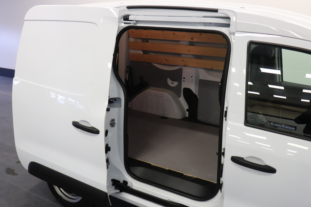 Renault Express 1.5 dCi EURO 6 - Airco - Navi - Cruise - ⬠10.900, - Excl. 18