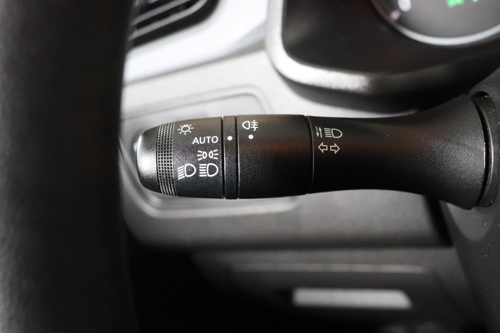 Renault Express 1.5 dCi EURO 6 - Airco - Navi - Cruise - ⬠10.900, - Excl. 21