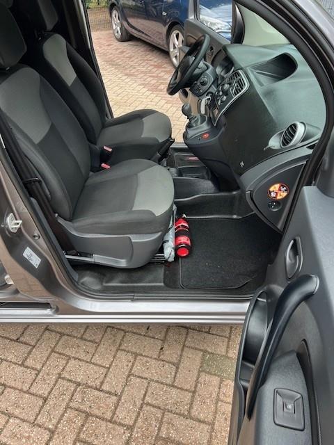 Renault Kangoo 1.2 TCe 115 S&S Comfort / AIRCO / BPM-VRIJ !!! 7