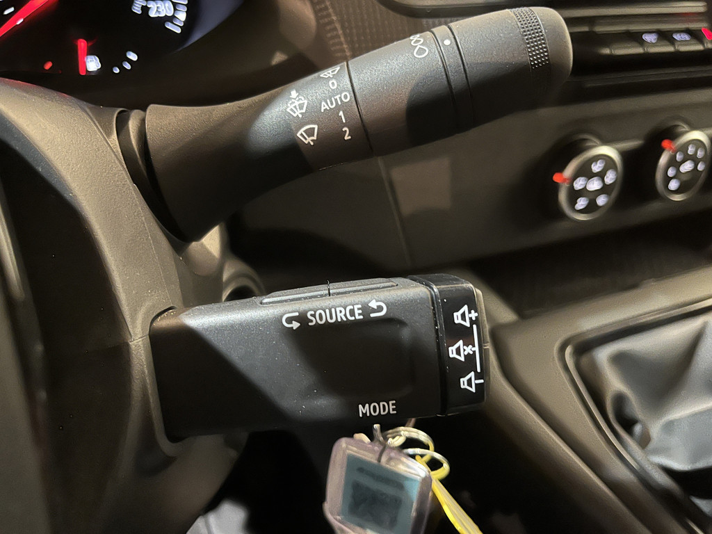 Renault Kangoo 1.5 Blue dCi Comfort L1 / Euro 6 / Airco / Cruise Control / PDC / CarPlay / Trekhaak / Navigatie / 35.000 KM !! 11