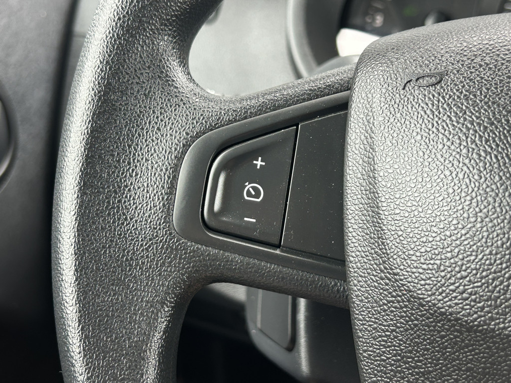 Renault Kangoo 1.5 dCi / L1H1 / 1e EIG. / 42.769 KM!! / AIRCO / CRUISE / NAVI / TREKHAAK / BLUETOOTH 11