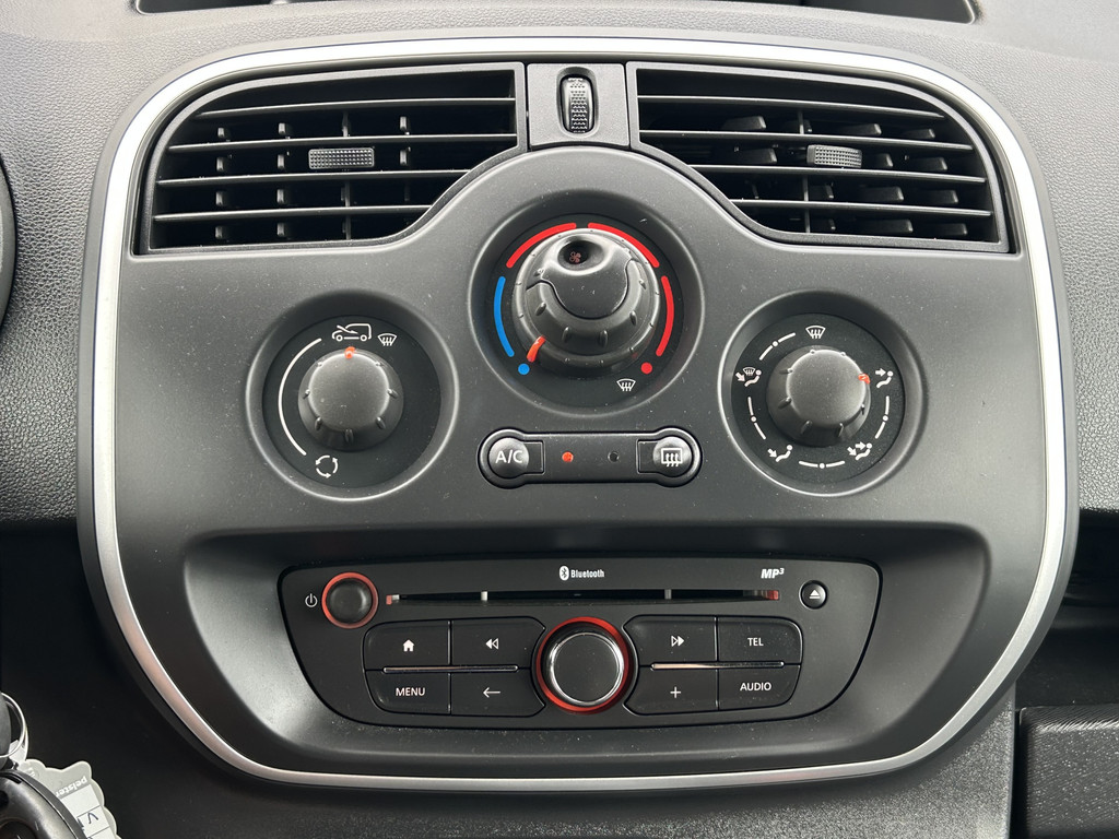 Renault Kangoo 1.5 dCi / L1H1 / 1e EIG. / 42.769 KM!! / AIRCO / CRUISE / NAVI / TREKHAAK / BLUETOOTH 15
