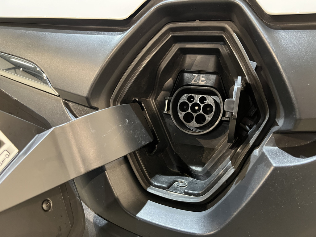 Renault Kangoo Z.E. Maxi / Servicebus / Sortimo Inrichting / 100% Elektrisch / Airco / Camera / Cruise Control / 17.500 KM !! 17