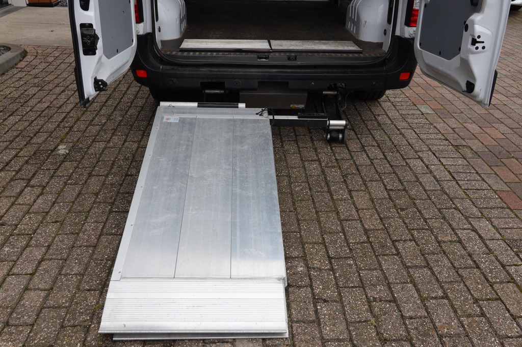 Renault MASTER T33 2.3 dCi 135 L2H2 Met laadklep 8