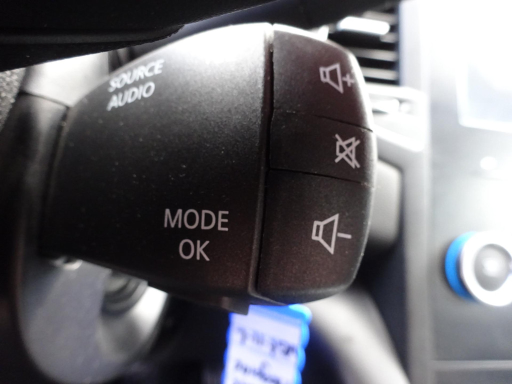 Renault MEGANE VAN 1.5 DCI 116 PK AIRCO NAVI Laadruimte inrichting. 18