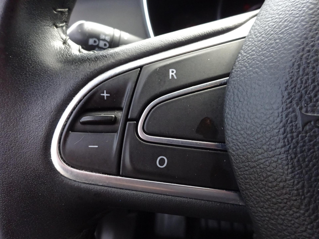 Renault MEGANE VAN 1.5 DCI 116 PK AIRCO NAVI Laadruimte inrichting. 19