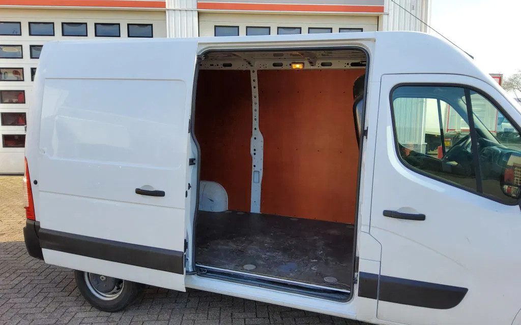 Renault Master 120.35 L2H2 GESLOTEN - EURO 6 - VBH-57-J 8