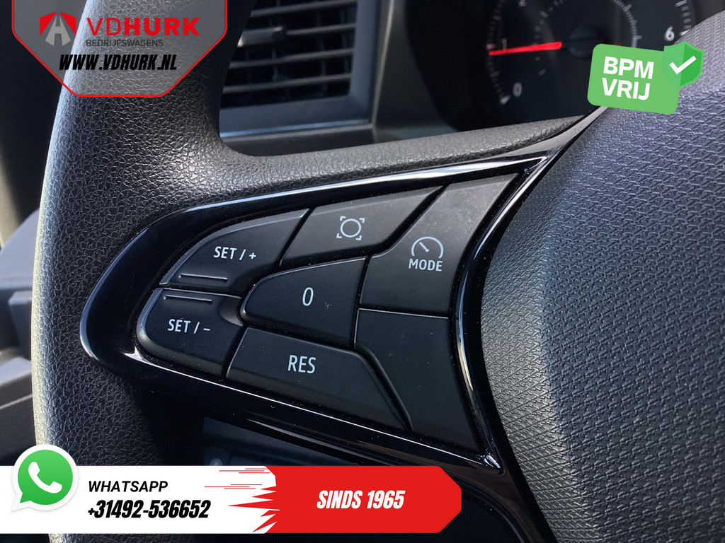 Renault Master 2.0 dCi 150 pk L3H2 270Gr.Deuren/ LED/ Carplay/ Camera/ 2.5t Trekverm./ Cruise/ PDC/ Airco 12
