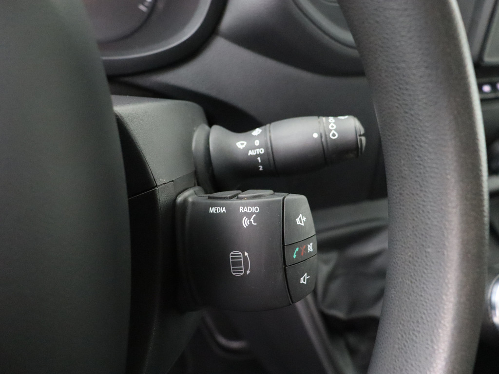 Renault Master 2.3DCI 125PK L2H2 | Navigatie | Camera | Airco | Cruise | Betimmering 15