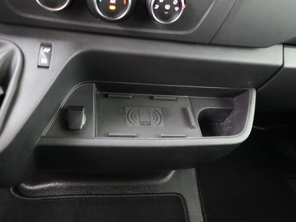 Renault Master 2.3DCI 125PK L2H2 | Navigatie | Camera | Airco | Cruise | Betimmering 20