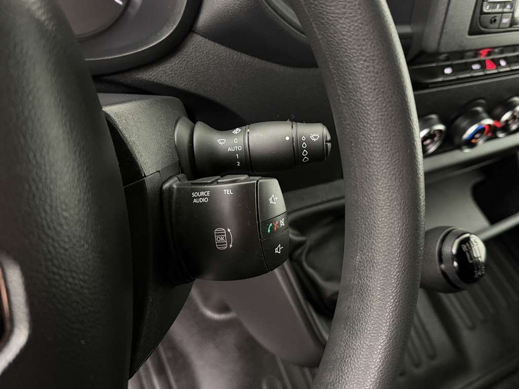 Renault Master 2.3DCI 135PK L3H2 | Airco | Cruise | 3-Persoons | Betimmering 15