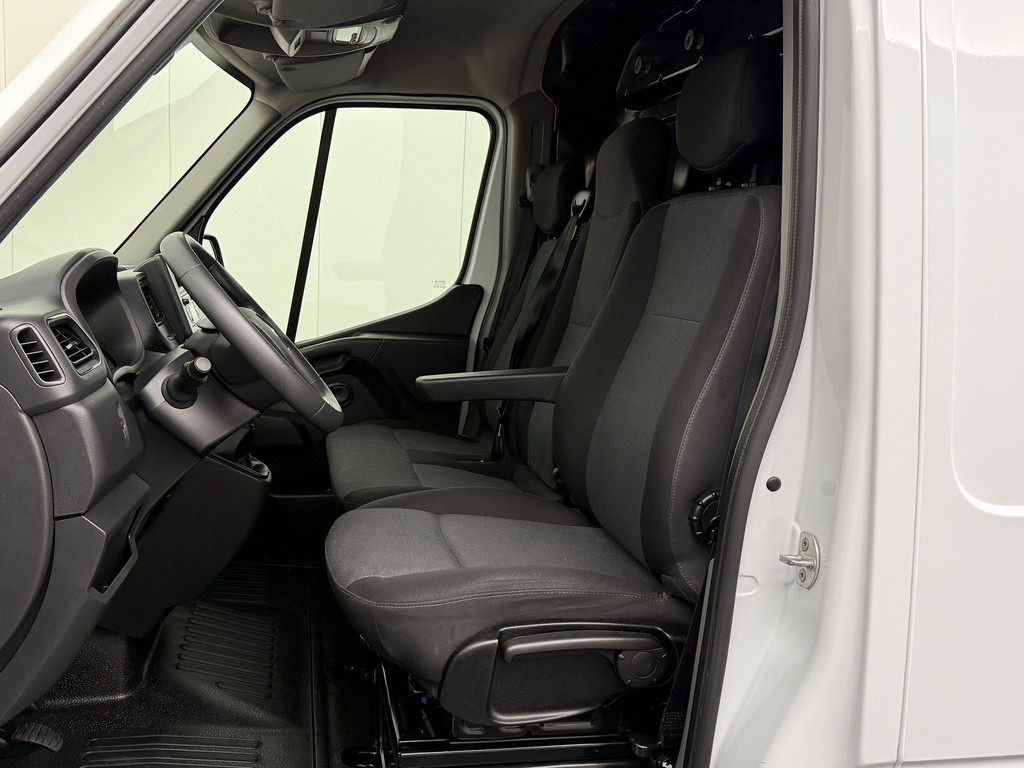 Renault Master 2.3DCI 135PK L3H2 | Airco | Cruise | 3-Persoons | Betimmering 18