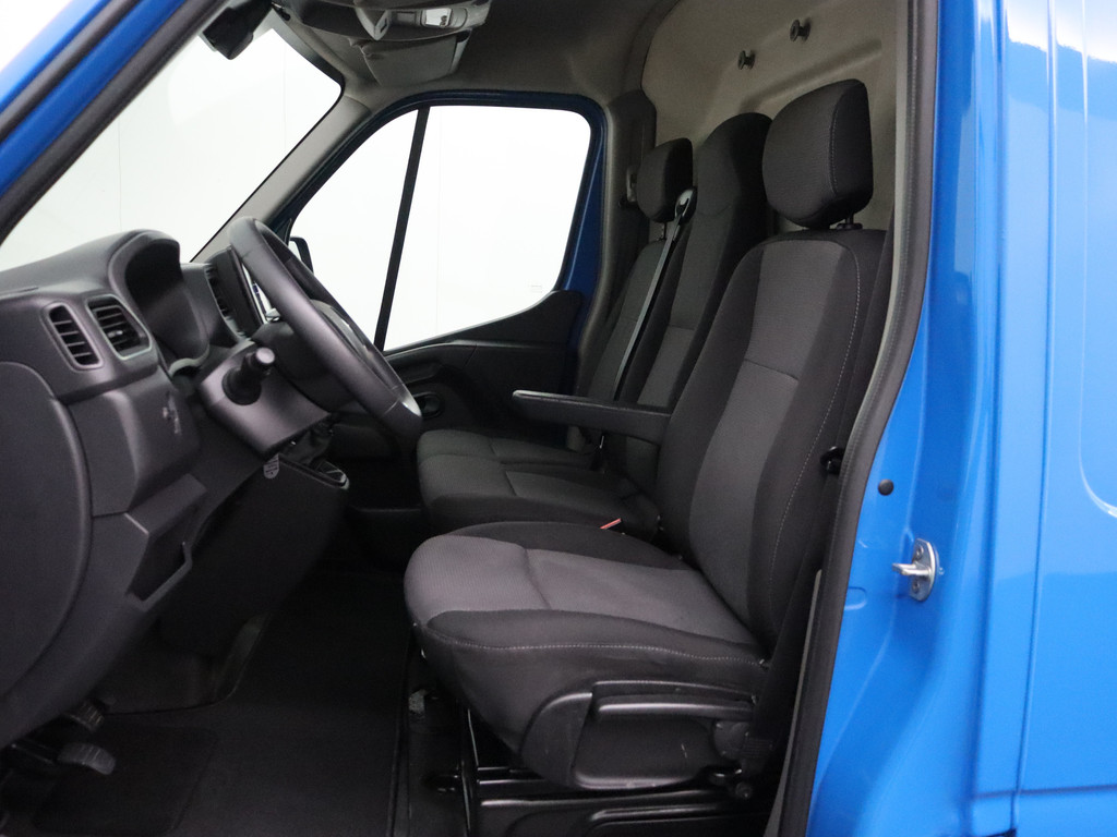 Renault Master 2.3DCI 135PK L3H2 | Maxi | Kastinrichting | Imperiaal | Navigatie | Camera | 3-Persoons | Cruise | Airco 19