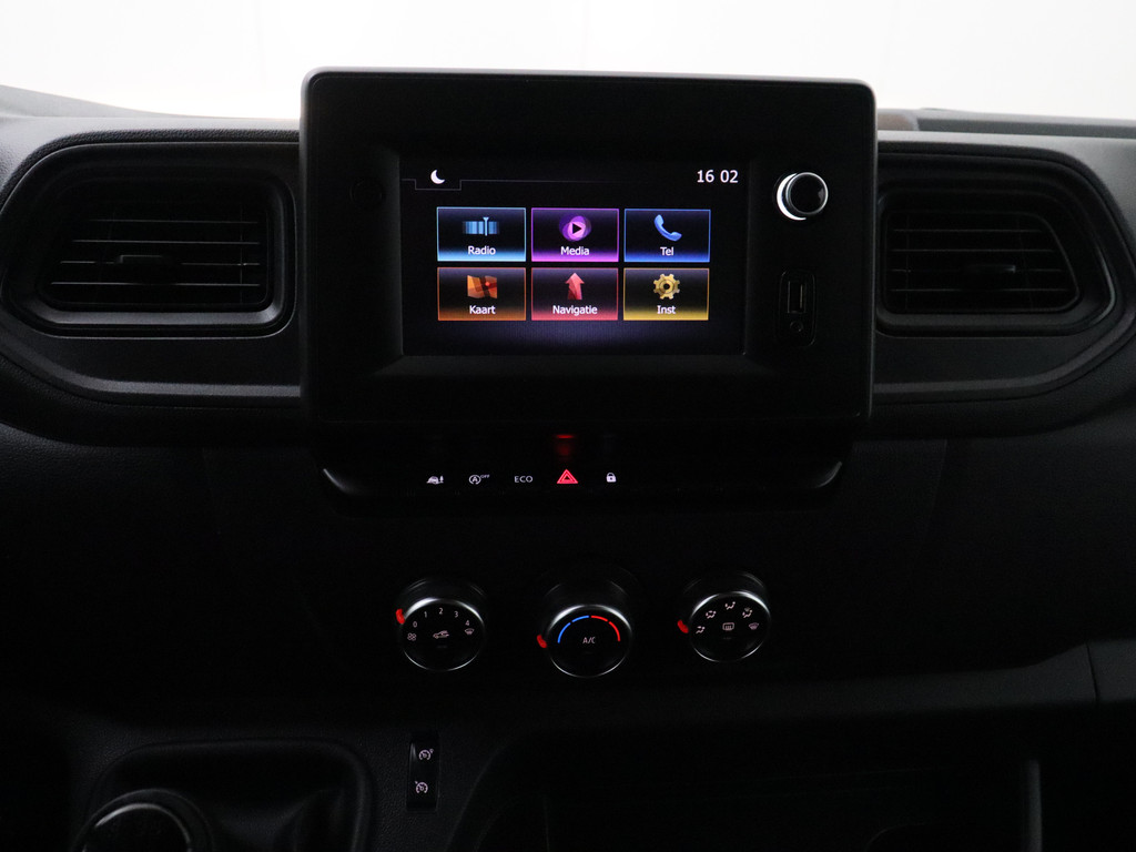 Renault Master 2.3DCI 145PK Bakwagen+Laadklep | Laadlengte 4,54 Meter | Camera | Dakspoiler | 3-Persoons | Airco | Cruise 16