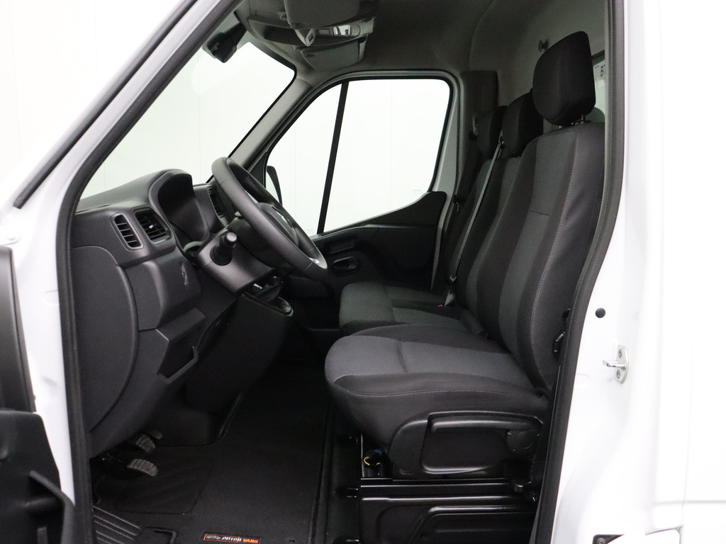 Renault Master 2.3DCI 145PK Bakwagen+Laadklep | Laadlengte 4,54 Meter | Camera | Dakspoiler | 3-Persoons | Airco | Cruise 18