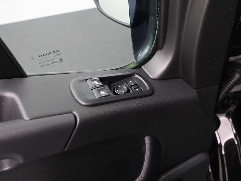 Renault Master 2.3DCI 180PK L3H2 Dubbele Cabine Black Edition | Multimedia | Airco | Cruise | Inrichting | Trekhaak 8