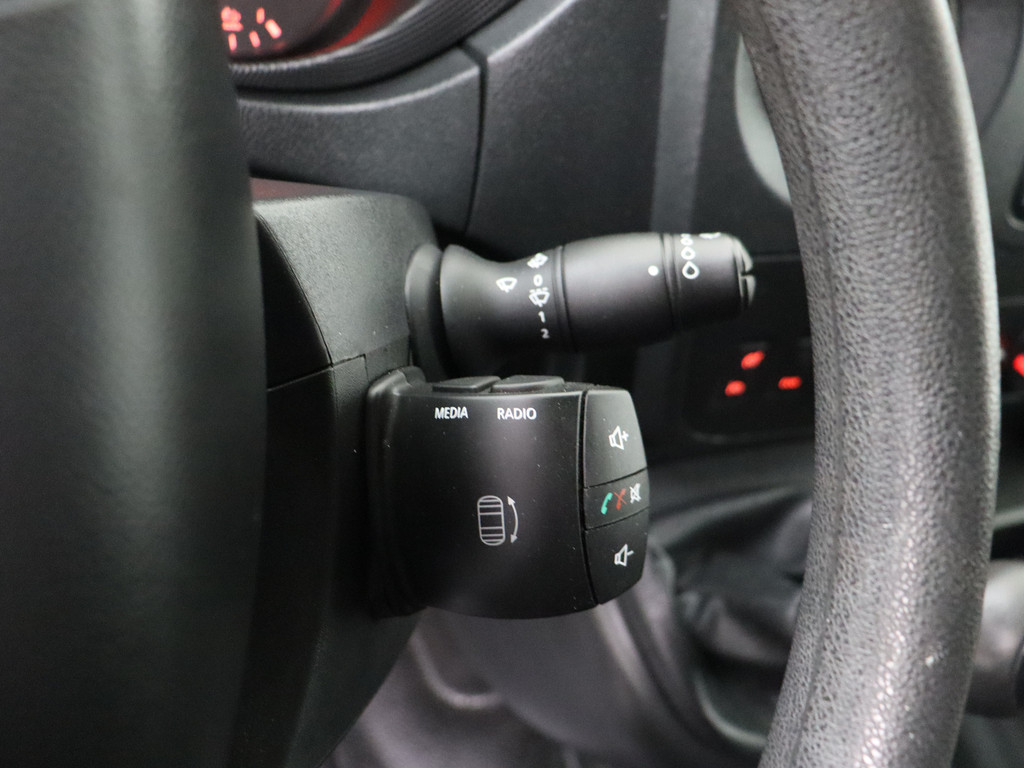 Renault Master 2.3DCi 130PK Bakwagen+Laadklep | Trekhaak | Navigatie | Airco | 3-Persoons 16