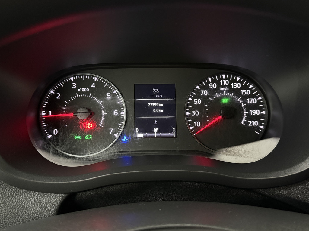 Renault Master 2.3DCi 130PK L2H2 Koelauto | 12/220V | Airco | Cruise | 3-Persoons 9