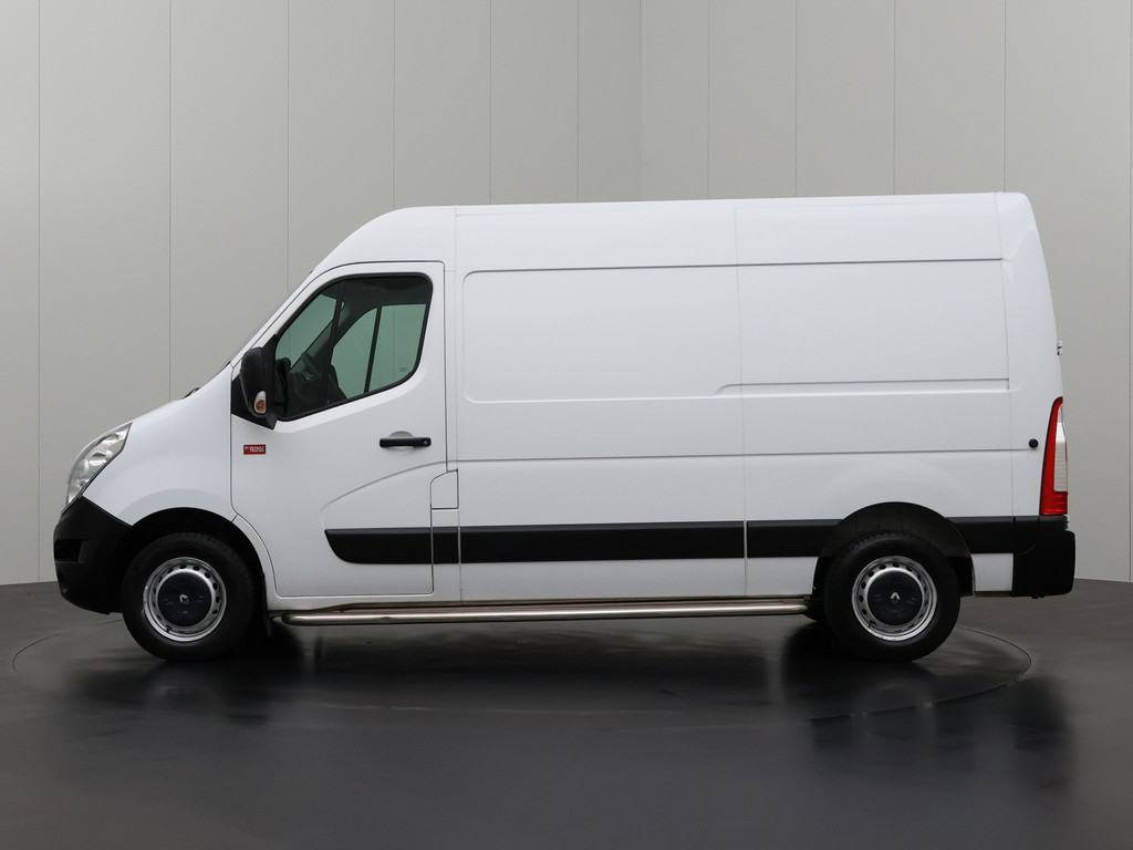 Renault Master 2.3DCi 130PK L2H2 | Navigatie | Camera | Airco | Cruise | Trekhaak | 3-Persoons 12