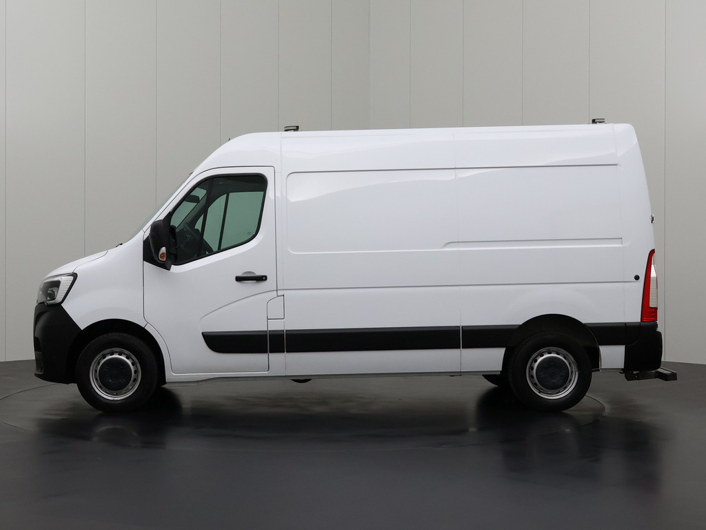 Renault Master 2.3DCi 135PK L2H2 Werkplaats | Kastinrichting | Airco | Cruise | Trekhaak 2500Kg 12