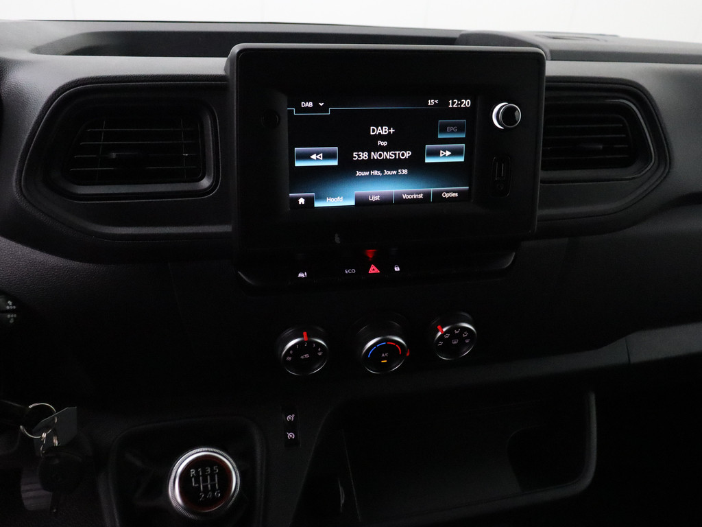 Renault Master 2.3DCi 135PK L2H2 Work Edition | Navigatie | Camera | Airco | 3-Persoons | 2500Kg Trekhaak 17