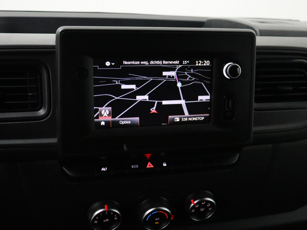 Renault Master 2.3DCi 135PK L2H2 Work Edition | Navigatie | Camera | Airco | 3-Persoons | 2500Kg Trekhaak 18