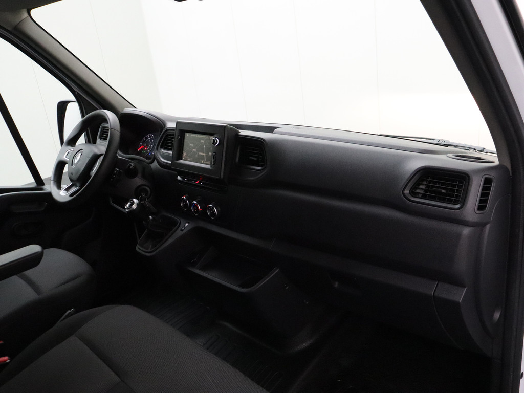Renault Master 2.3DCi 135PK L2H2 Work Edition | Navigatie | Camera | Airco | 3-Persoons | 2500Kg Trekhaak 21