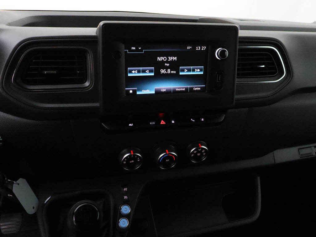 Renault Master 2.3DCi 136PK L3H2 Maxi | Leder | Navigatie | Camera | Airco | 3-Persoons | Betimmering 17