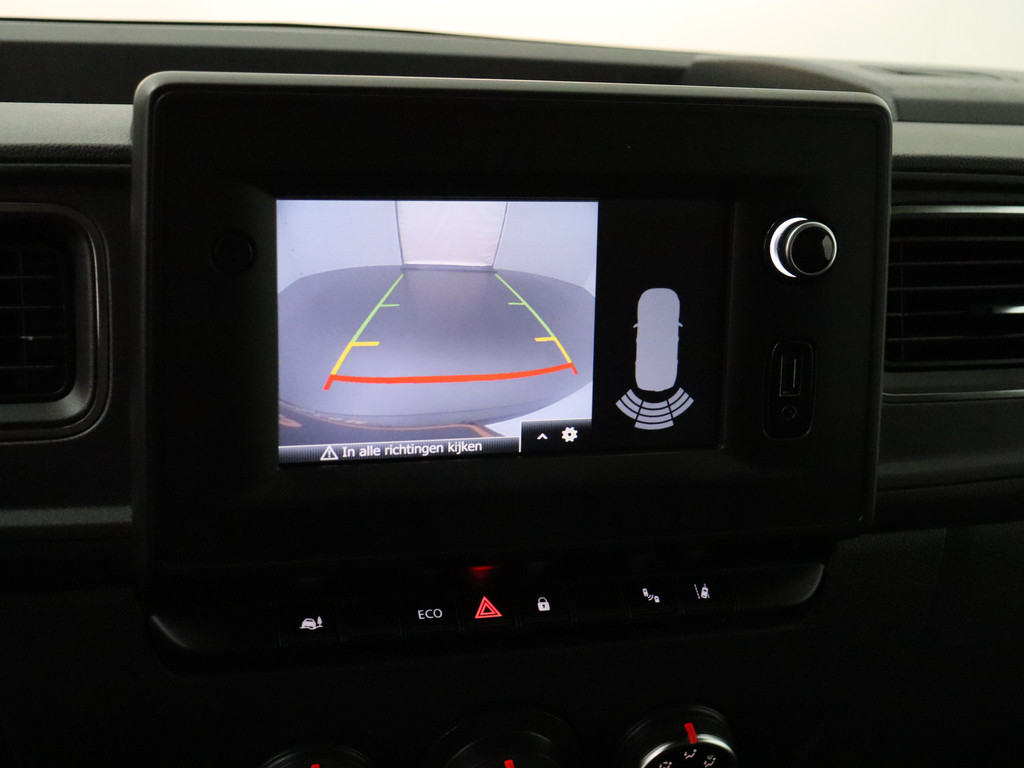 Renault Master 2.3DCi 136PK L3H2 Maxi | Leder | Navigatie | Camera | Airco | 3-Persoons | Betimmering 19