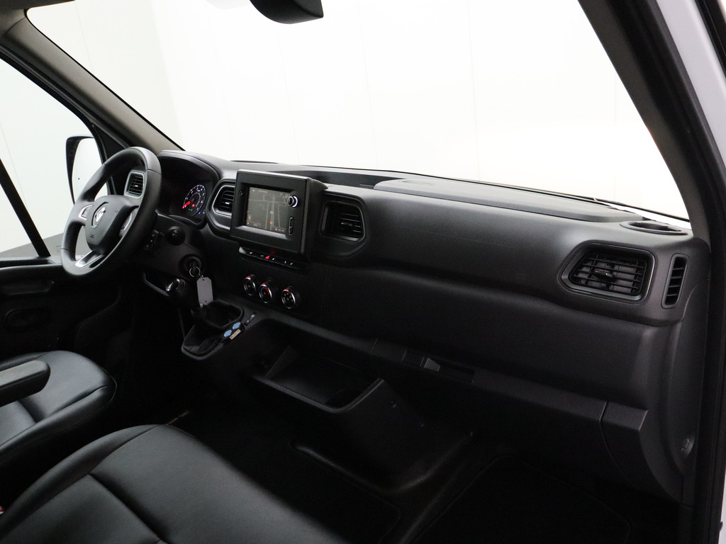 Renault Master 2.3DCi 136PK L3H2 Maxi | Leder | Navigatie | Camera | Airco | 3-Persoons | Betimmering 21